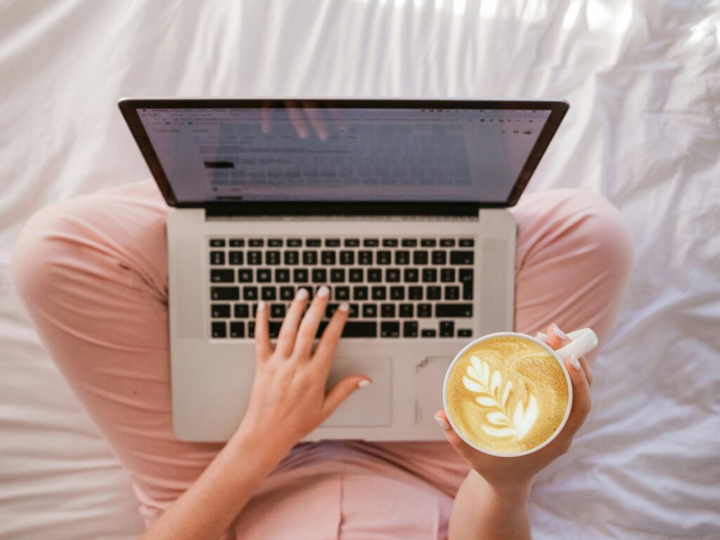 10 Top Online Side Hustles for Women